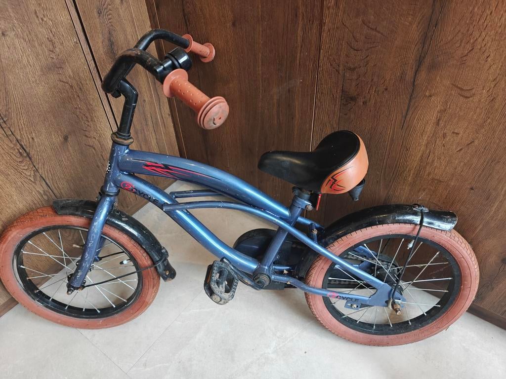 Kinderfiets 16 inch - Blauw met bruine banden, Fietsen en Brommers, Fietsen | Kinderfietsjes, Ophalen, Gebruikt, 16 tot 20 inch