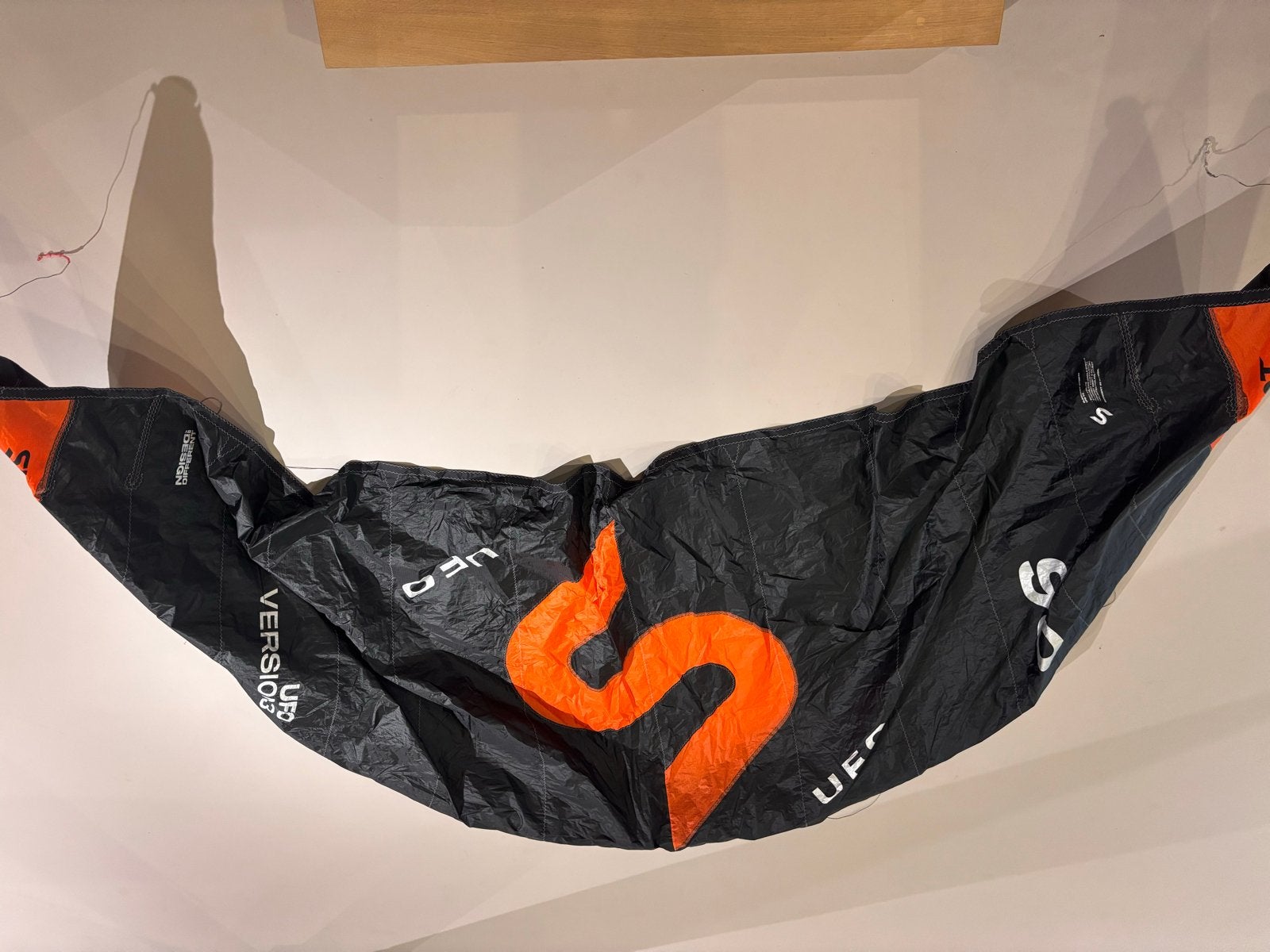 Slingshot UFO V3 6m2 - Zo goed als nieuw, Watersport en Boten, Geen board, Ophalen of Verzenden, Kite, 6 m²