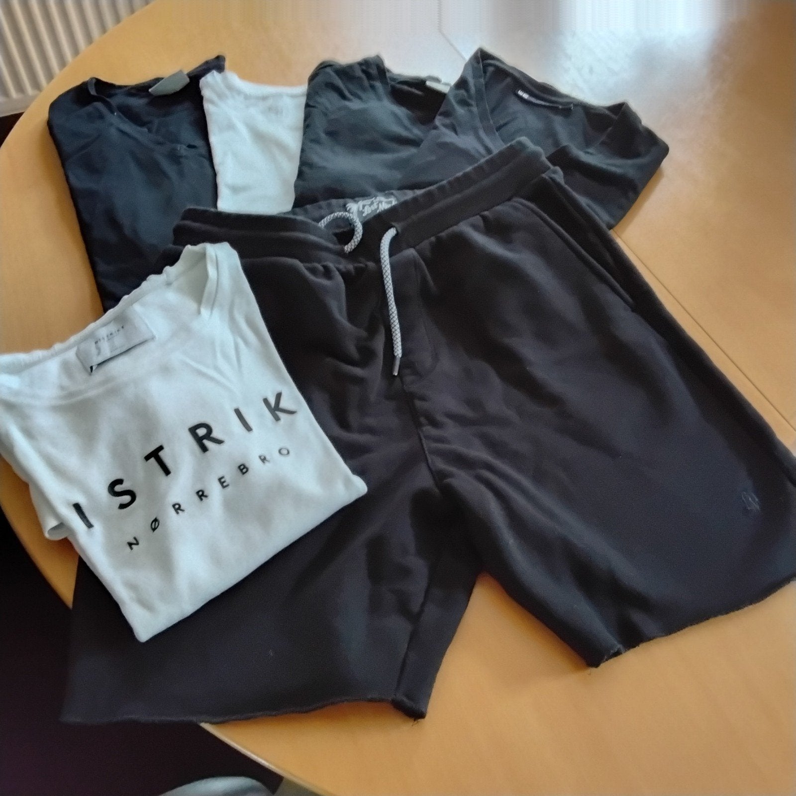 5 shirts en 1 short Lost Minds maat XS, Ophalen of Verzenden, Maat 46 (S) of kleiner, Overige kleuren