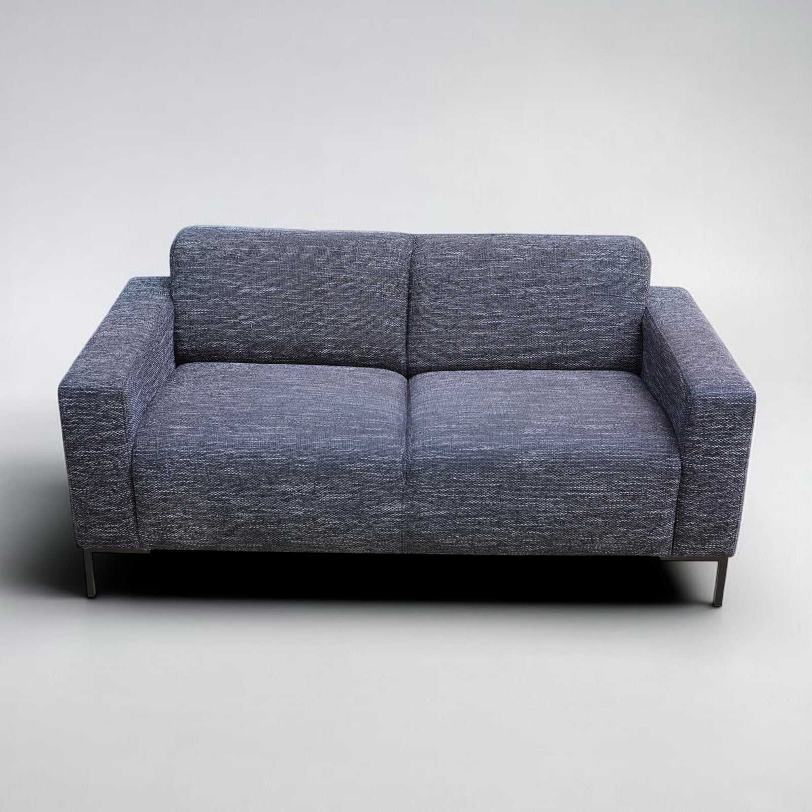 Comfortabele tweepersoonsbank in zwart wit/grijs stof, 150 tot 200 cm, Tweepersoons, 75 tot 100 cm, Ophalen of Verzenden