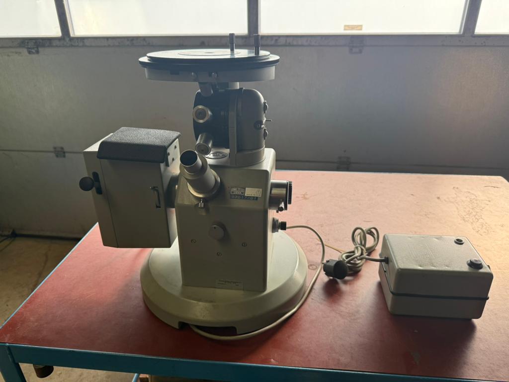 Vintage Microscoop met Verlichting - Goede Staat, Ophalen, Gebruikt, Minder dan 400x, Biologische microscoop
