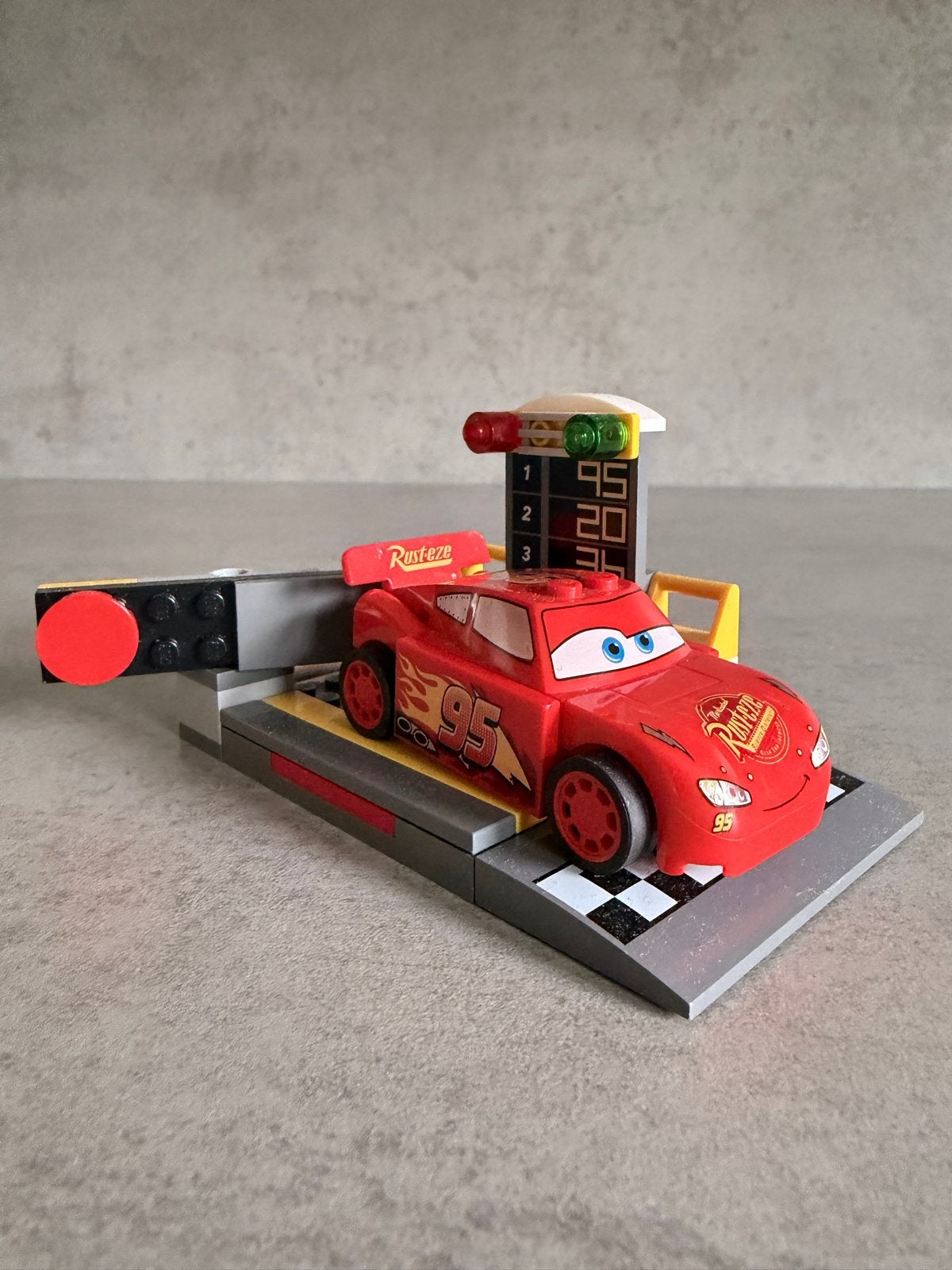LEGO Juniors Cars 3 - Bliksem McQueen snelle lanceerder, Inclusief instructies, Gebruikt, Lego, Ophalen of Verzenden