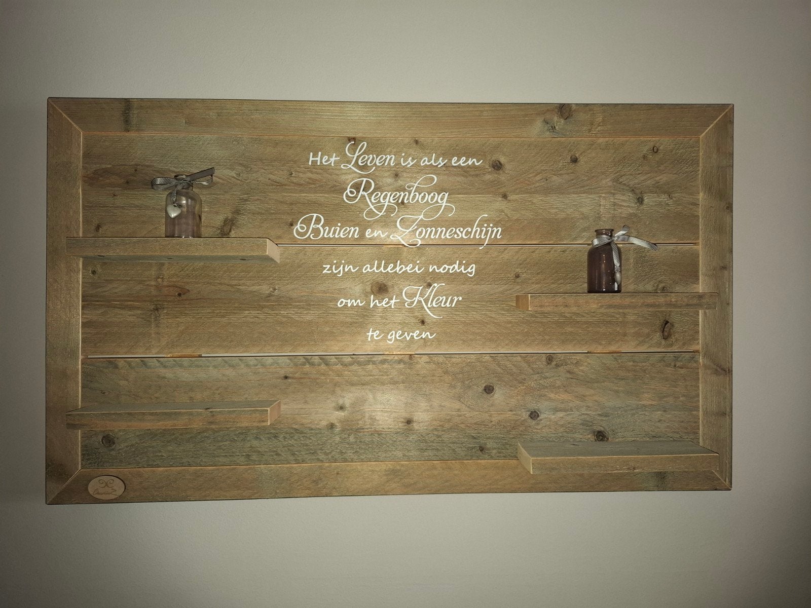 Mooi houten wandpaneel met spreuk en plankjes, Ophalen