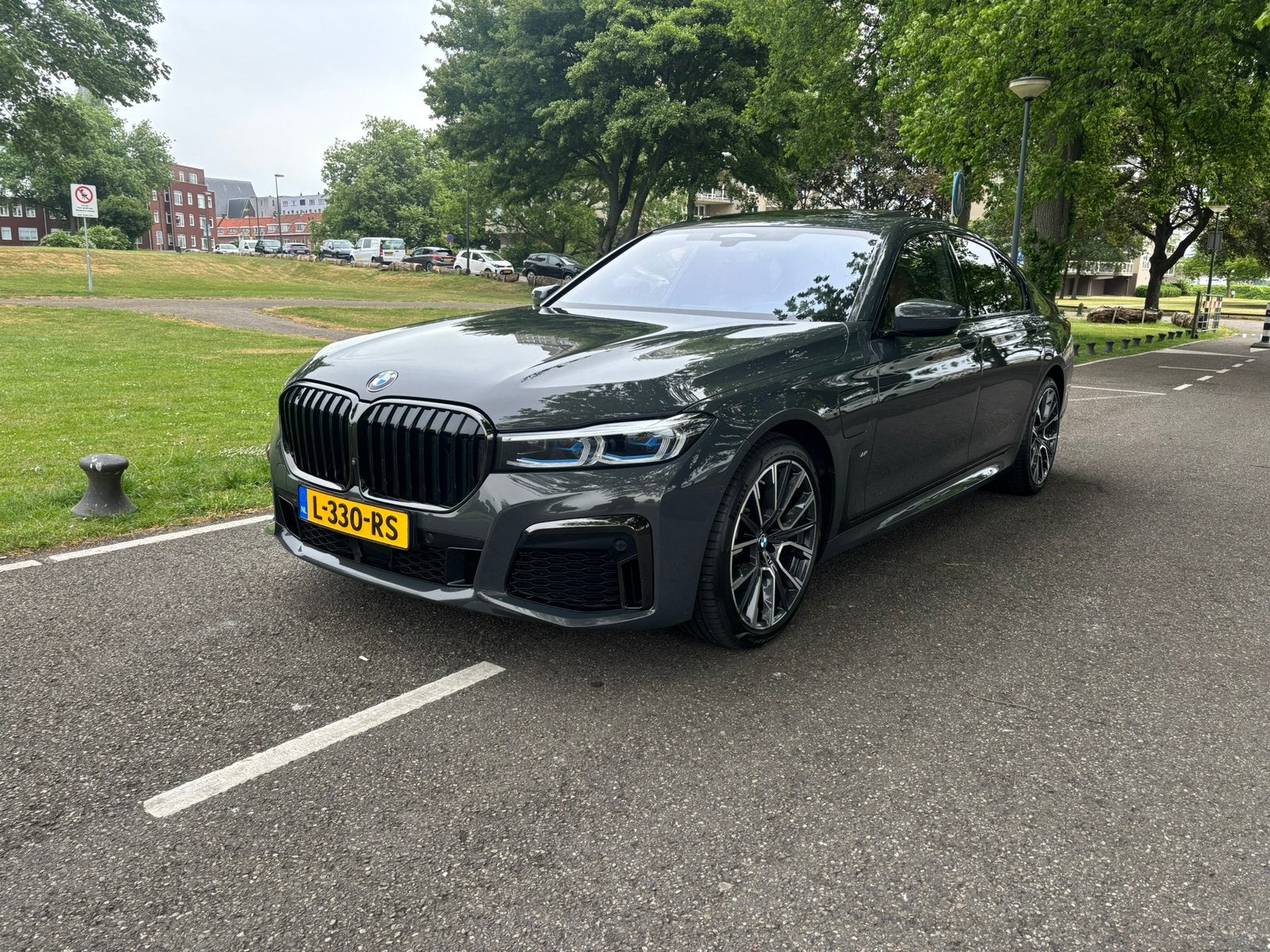 BMW 7-Serie 745e 394pk  2021 Full option, Automaat, Achterwielaandrijving, 1975 kg, 129 €/maand