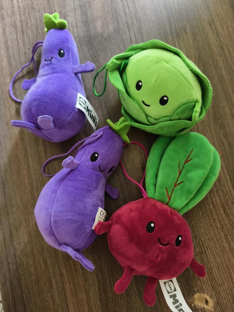 Lidl Minis Knuffels - aubergine, witte kool en Rode Biet, Ophalen of Verzenden, Nieuw, Overige typen