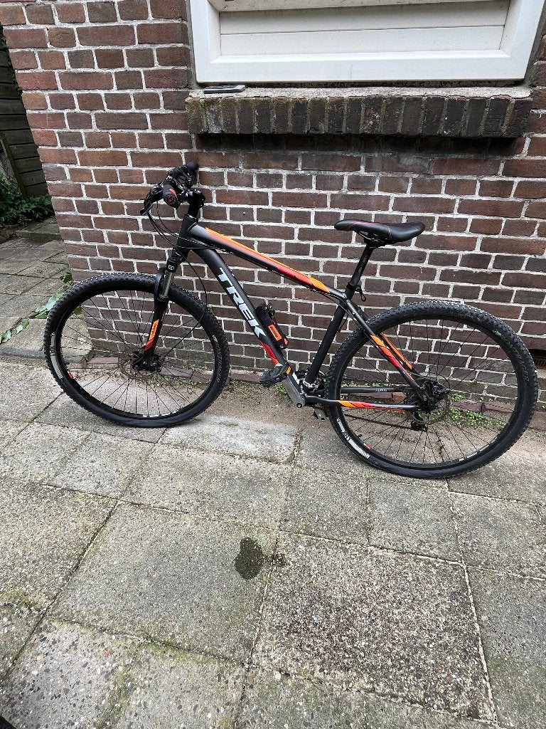 Trek Marlin 5 Mountainbike, Ophalen, Hardtail, Heren, 45 tot 49 cm