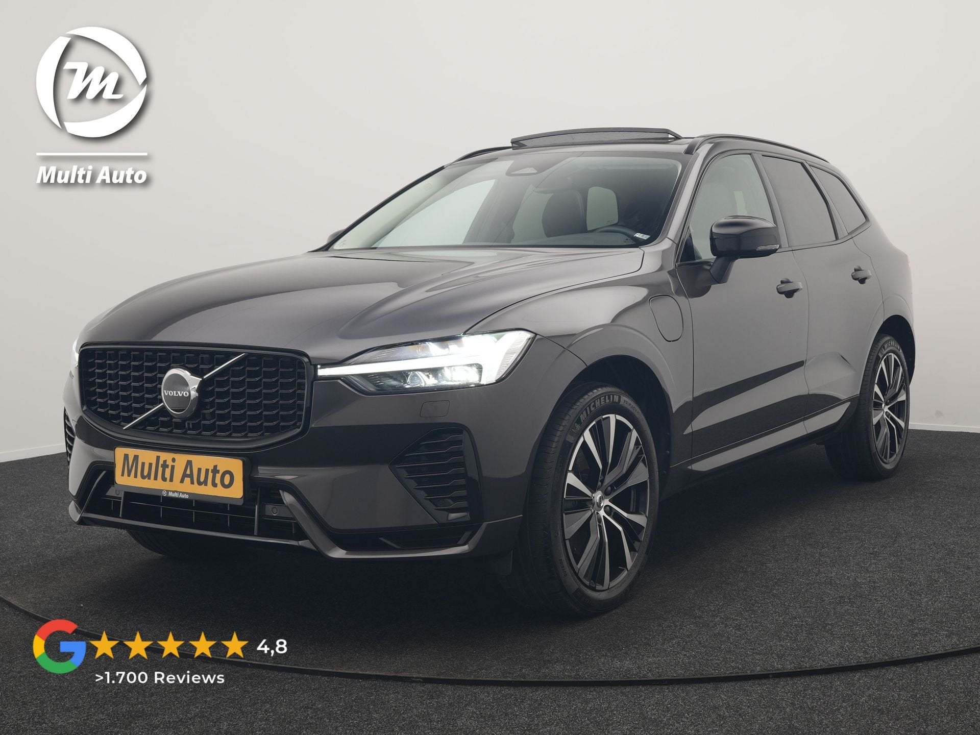 Volvo XC60 T6 PHEV AWD R-Design 350pk Dealer O.H | Trekhaak, Automaat, Gebruikt, Zwart, 4 cilinders