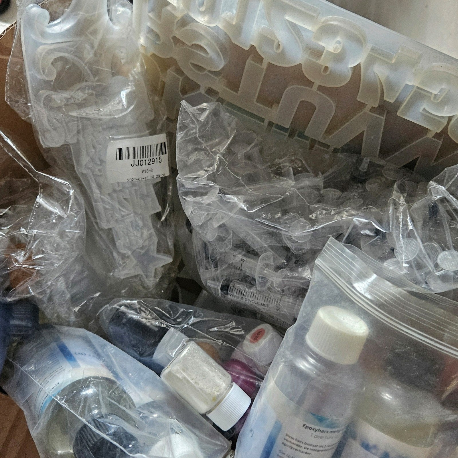 Resin spullen: mallen, glitters, pigmenten en meer!, Ophalen