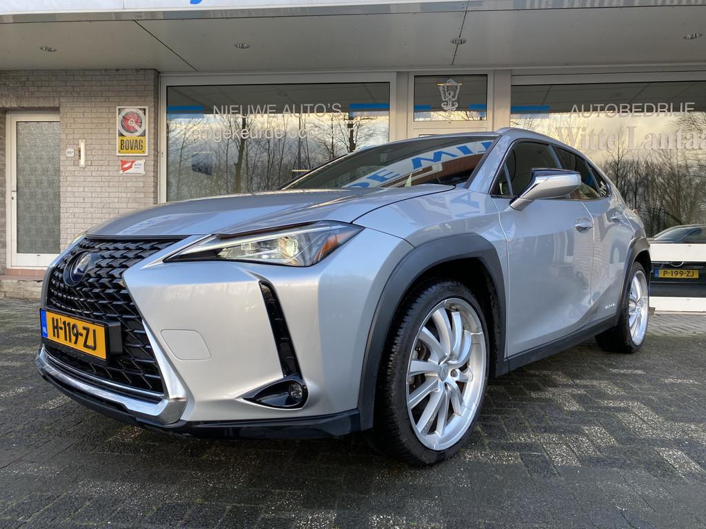 Lexus UX 250h Business Line 250h Business Line 20 Inch BROCK, Auto's, Gebruikt, 4 cilinders, Parkeersensor, Alcantara