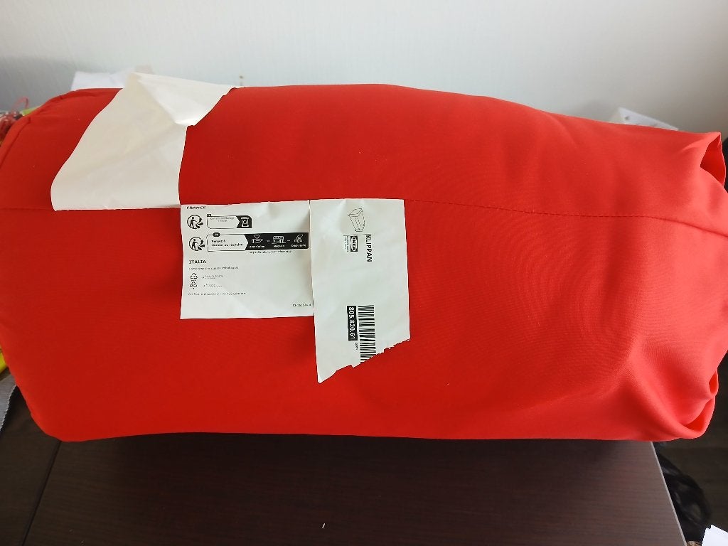 Ikea KLIPPAN, hoes 2-zitsbank. Långban helderrood., Overige typen, Ophalen of Verzenden, IKEA, Rood