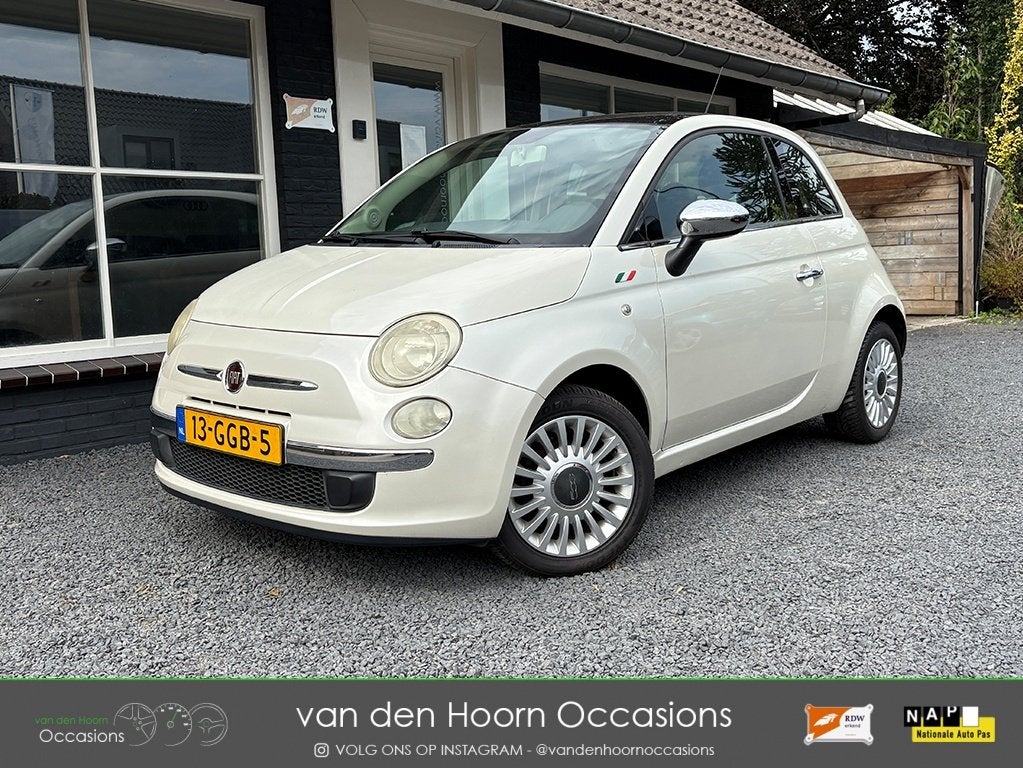 Fiat 500 1.2 PARELMOER | PANODAK | AIRCO | LEDER | APK'27, Auto's, Voorwielaandrijving, Gebruikt, 1242 cc, 4 cilinders