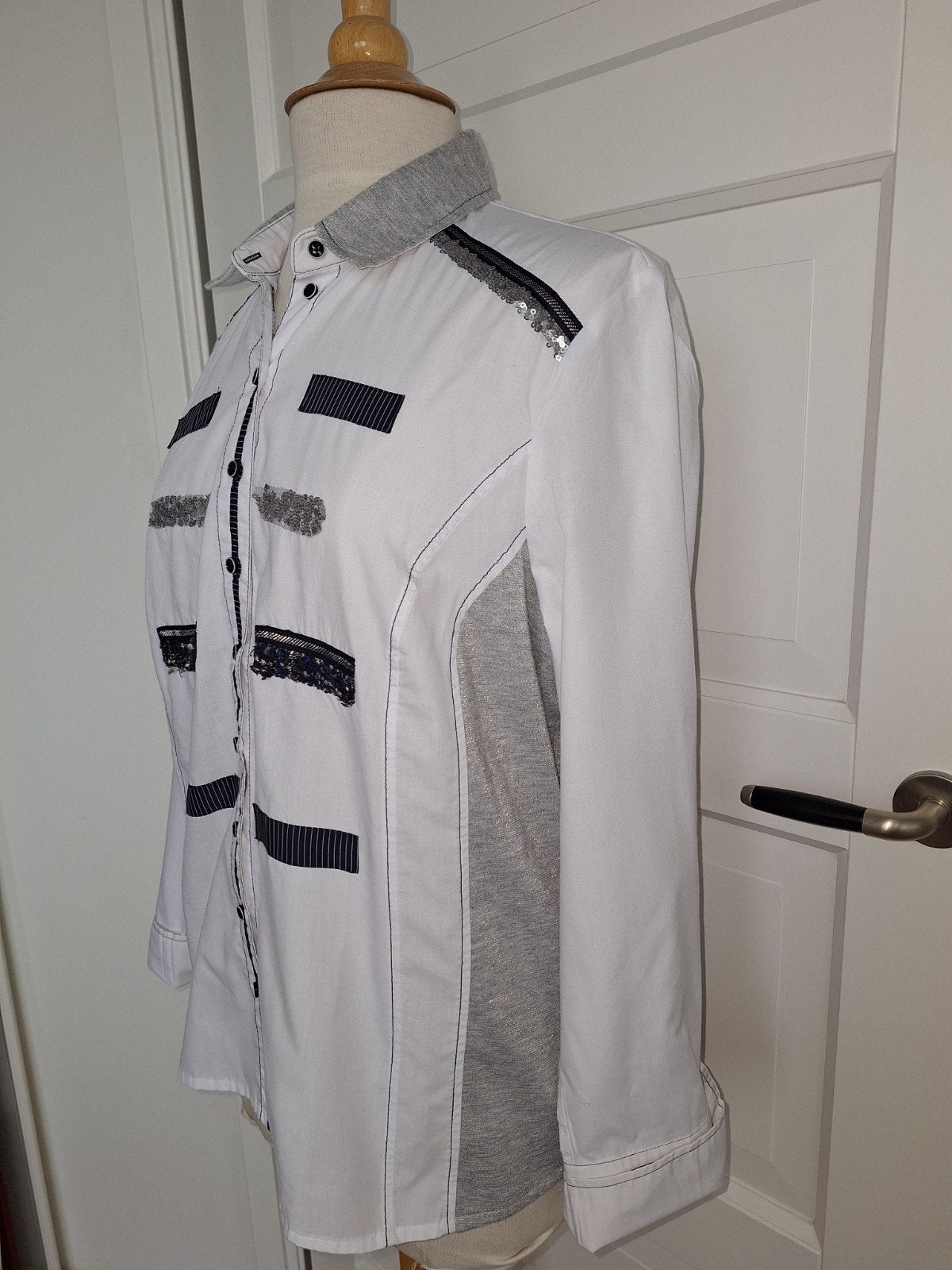 Blouse Just White mt 42, Wit, Maat 42/44 (L), Ophalen of Verzenden, Zo goed als nieuw