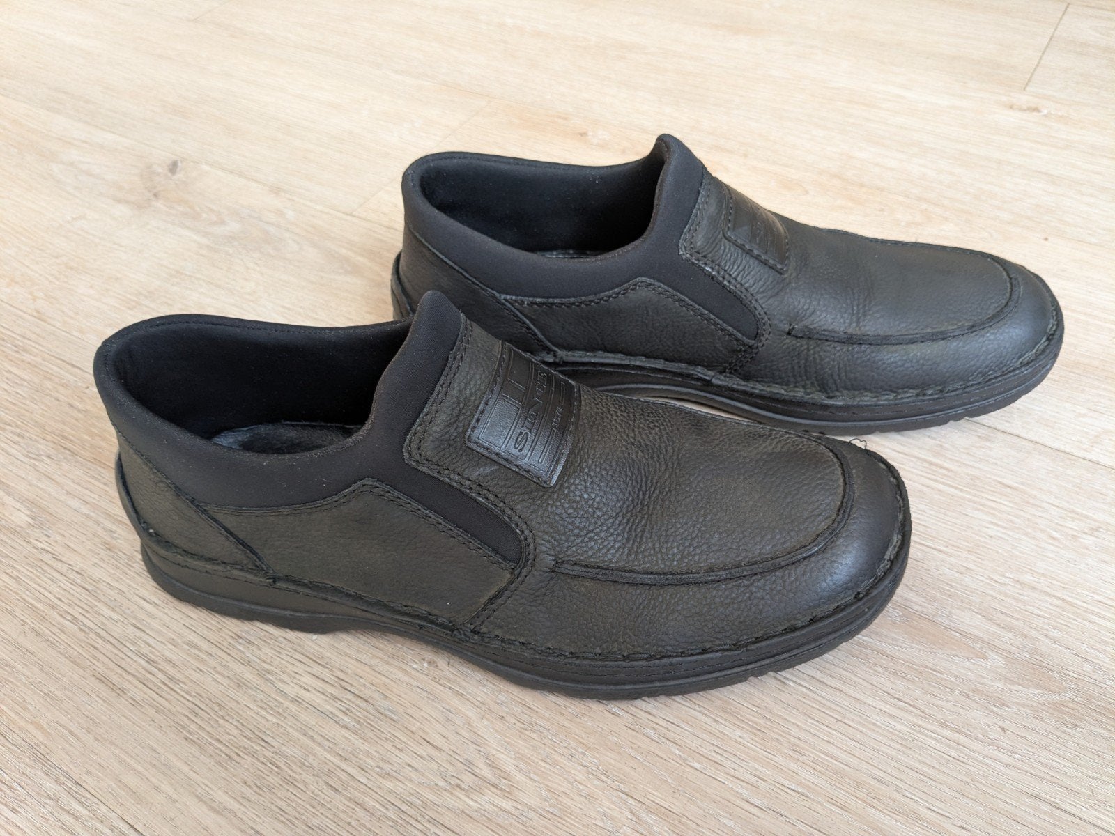 sneakers, Zwart, Ophalen of Verzenden, Zo goed als nieuw, Espadrilles of Moccasins