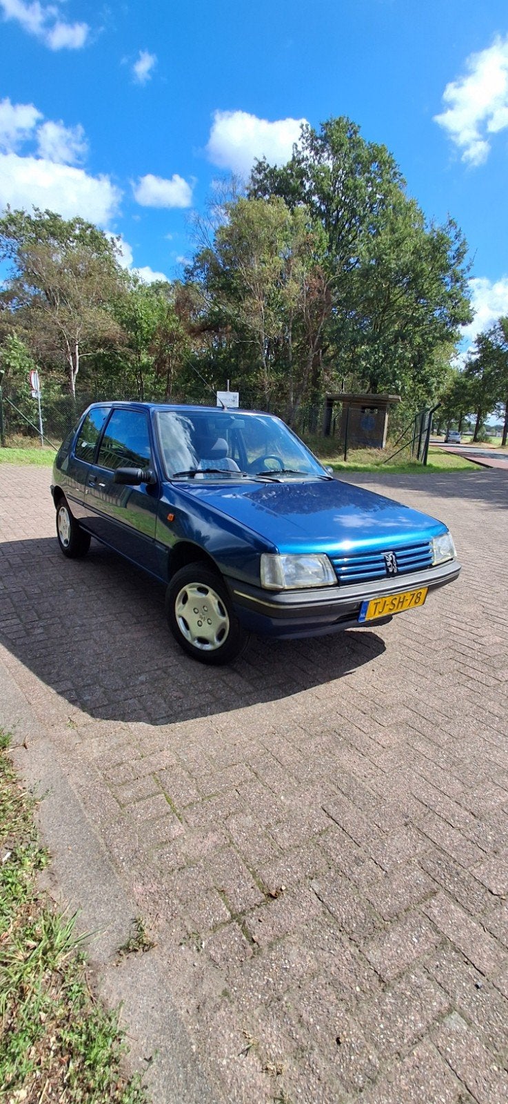 Peugeot 205 1.4 Generation 1998 Blauw (lees advertentie), Voorwielaandrijving, 785 kg, 4 cilinders, Blauw