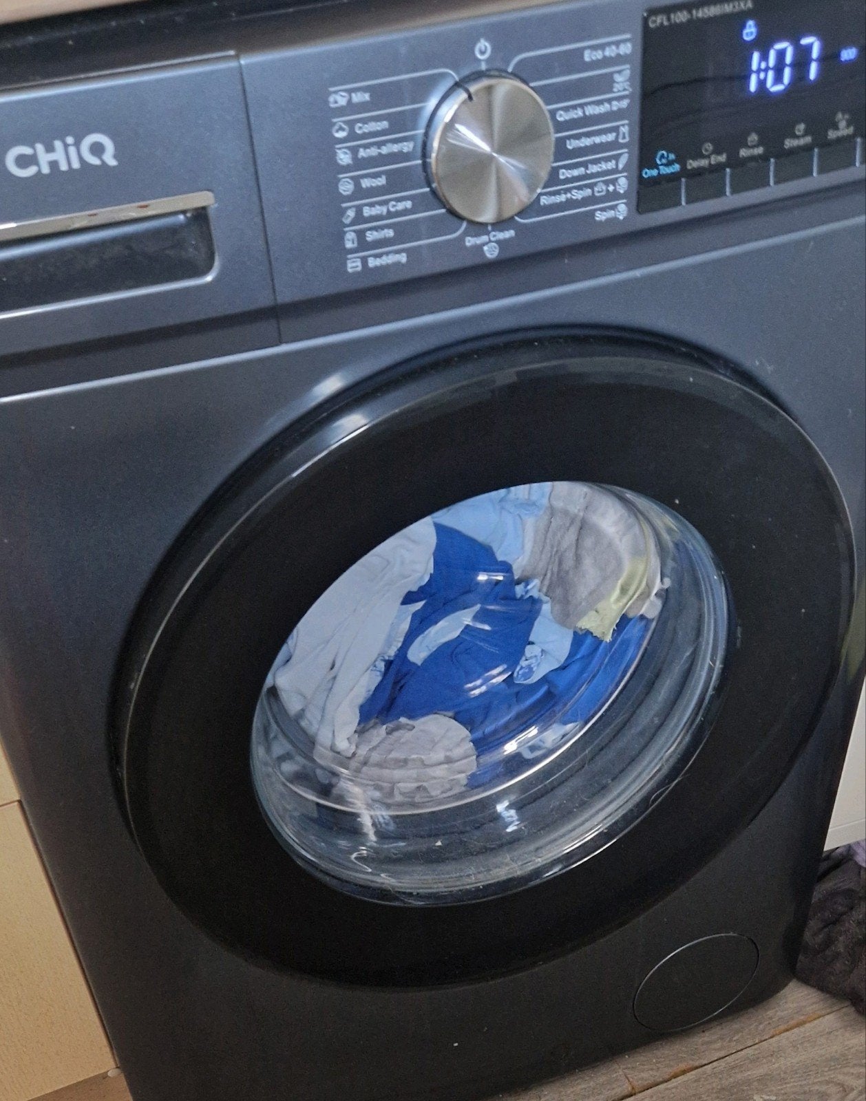 Chiq Wasmachine Grijs/Zwart - Zo goed als nieuw, Witgoed en Apparatuur, Wasmachines, Ophalen, Wolwasprogramma, Zo goed als nieuw