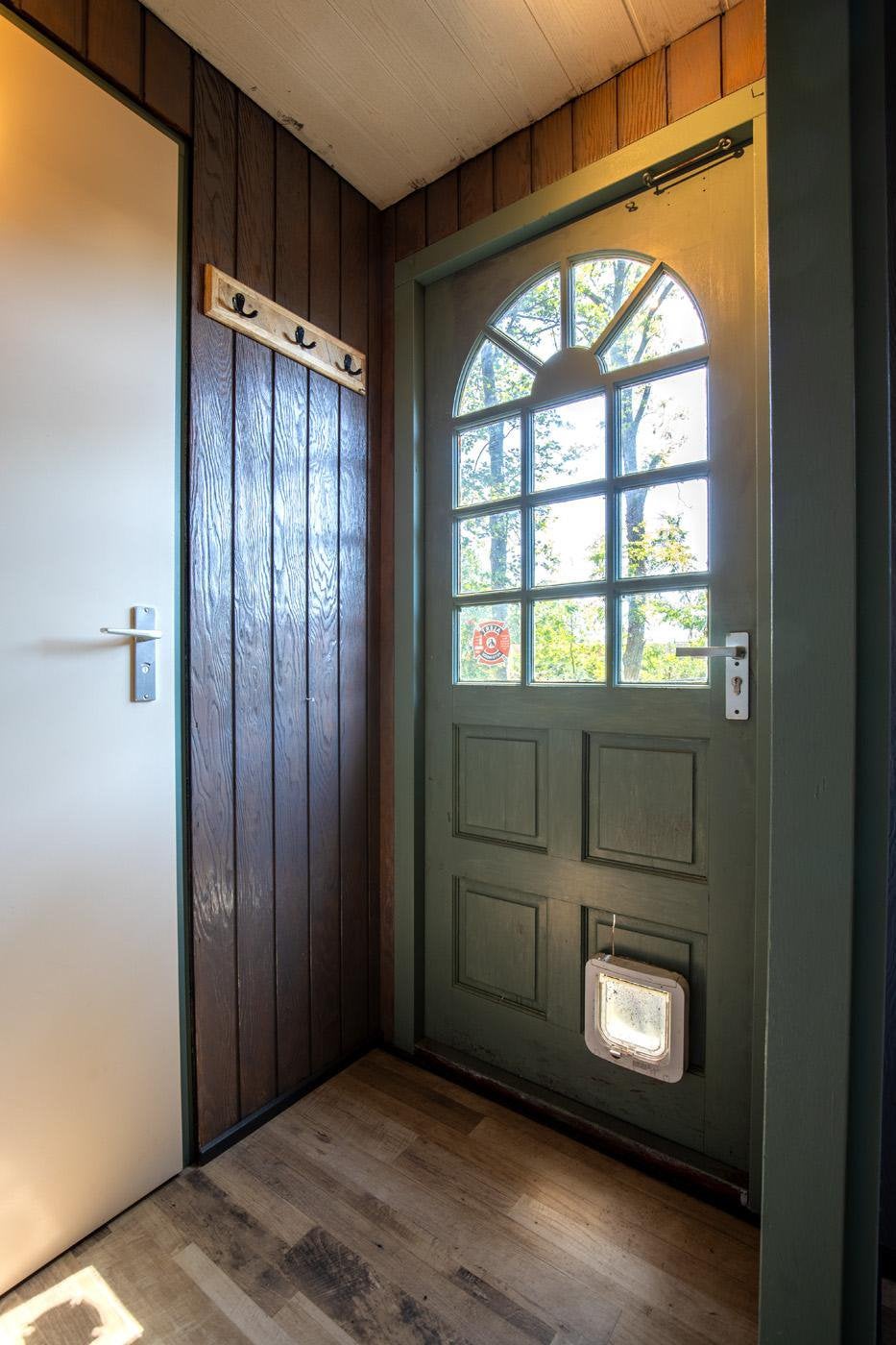 Chalet te koop in Bergen op Zoom., Tuin