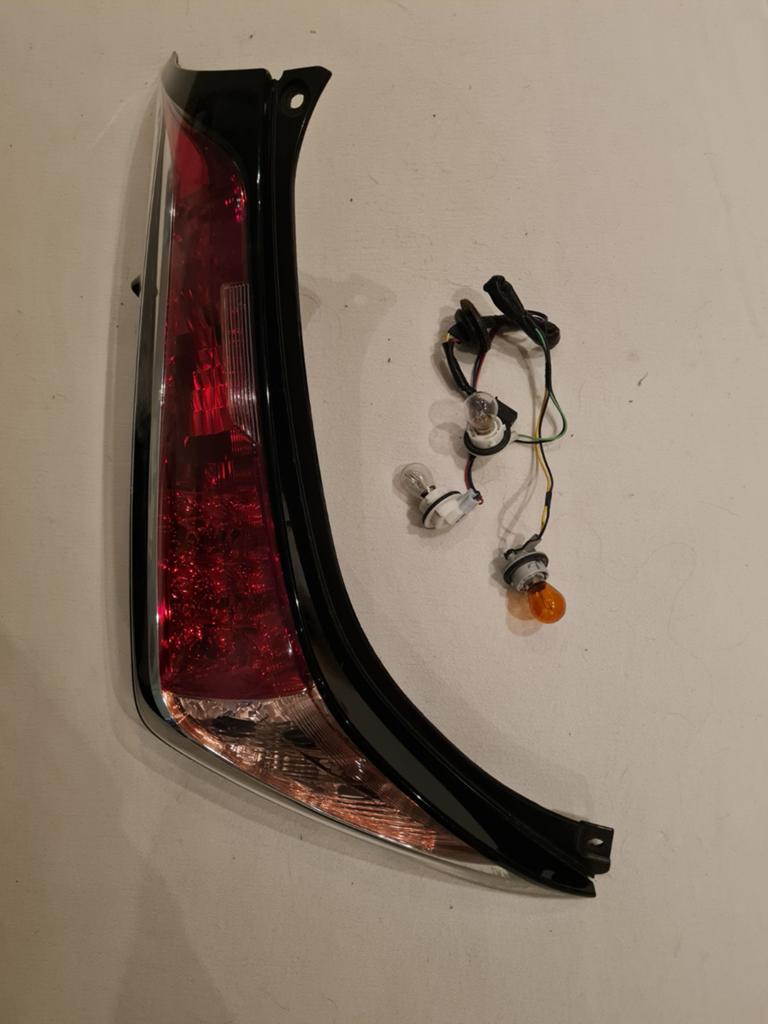 Achterlicht links toyota aygo, Ophalen of Verzenden, Gebruikt, Toyota