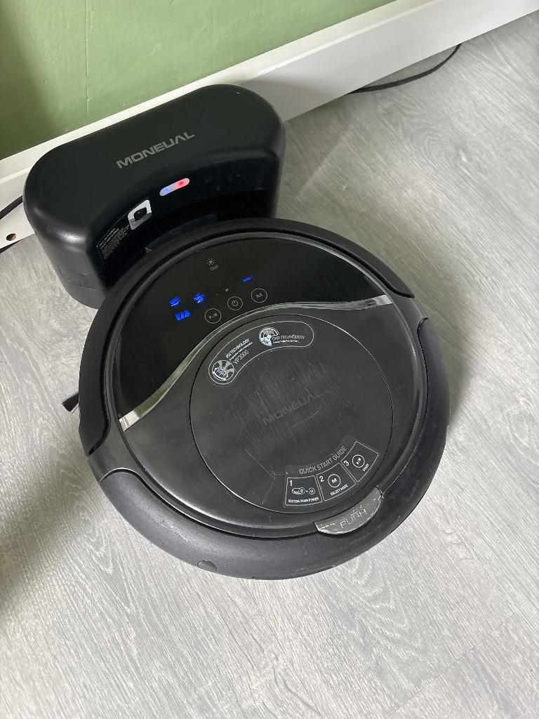 Help Needed Repairing MONEUAL ME685 Robot Vacuum, Computers en Software, Overige Computers en Software, Ophalen of Verzenden, Zo goed als nieuw