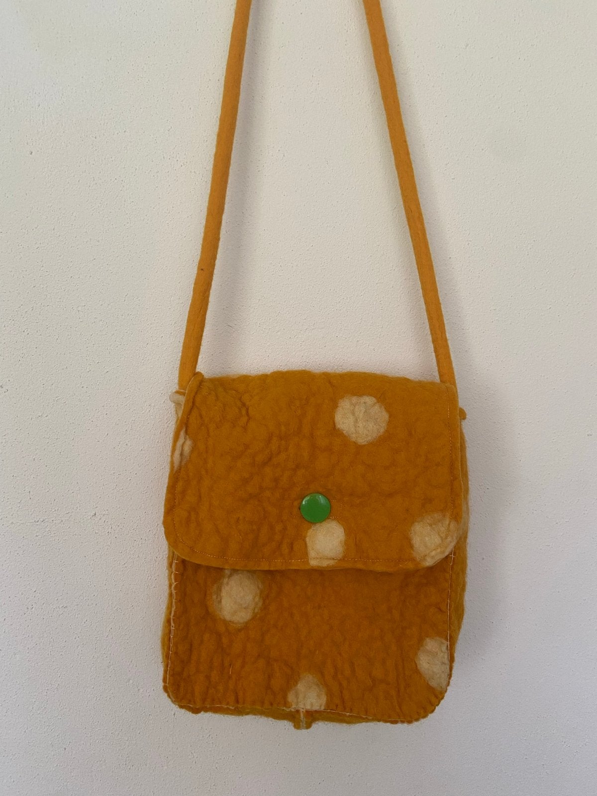 Nieuwe Vilten Dames Handtas - Zomerstijl, Ophalen of Verzenden, Nieuw, Geel, Handtas