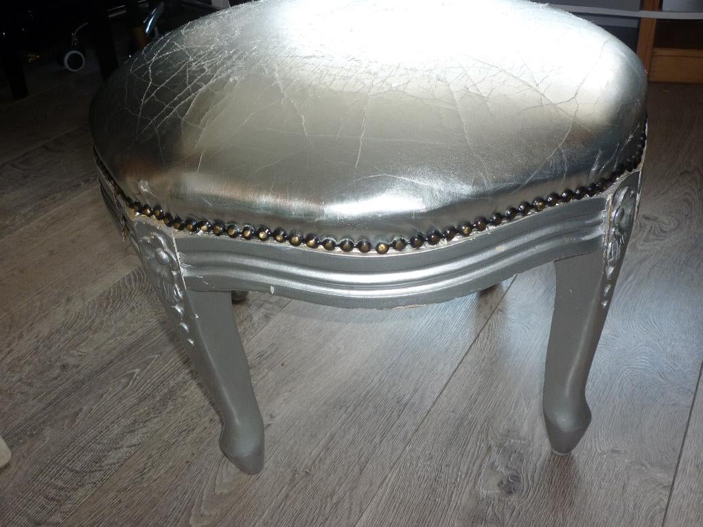 Leuke voetenbank poef, Ophalen, Minder dan 50 cm, Rond, Minder dan 50 cm