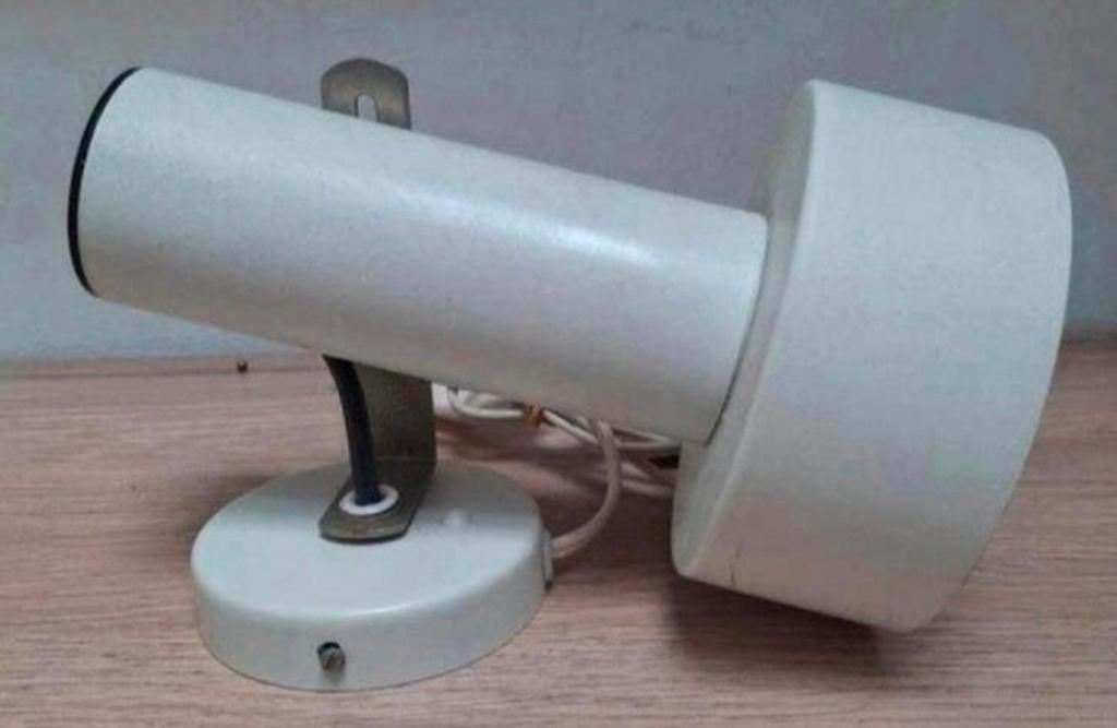 Gebroken witte vintage spot., Ophalen of Verzenden, Zo goed als nieuw, Metaal of Aluminium
