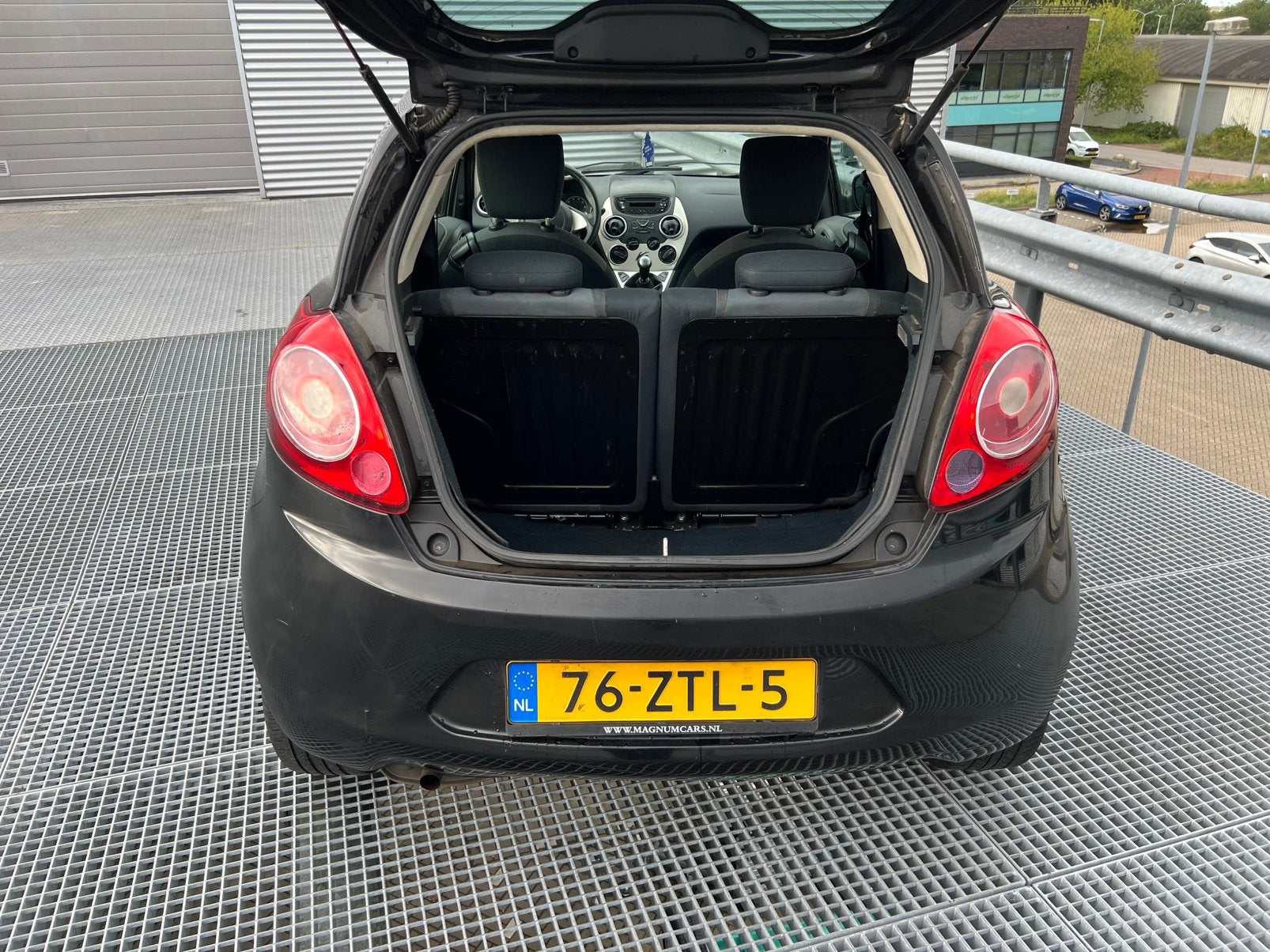 Foto 8 van Inruilkoopje Ford Ka 1.2 51KW Benzine 2009 Zwart
