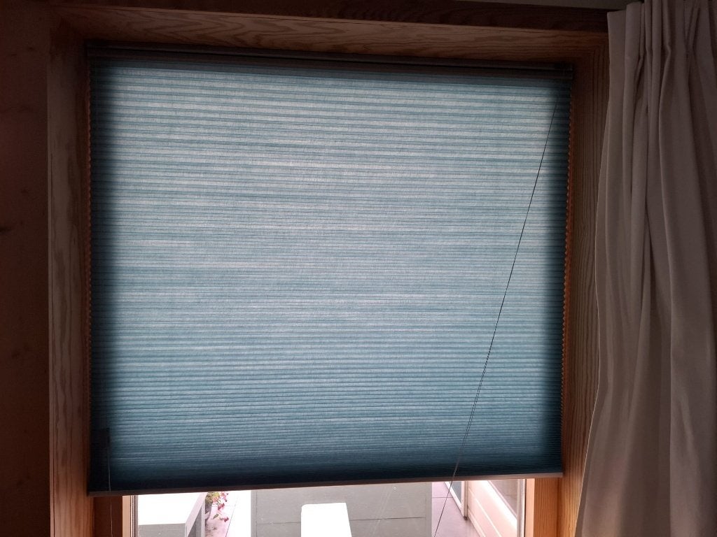 Luxaflex Duette Shade plissé gordijnen, Ophalen, Isolerend, Gebruikt, Blauw