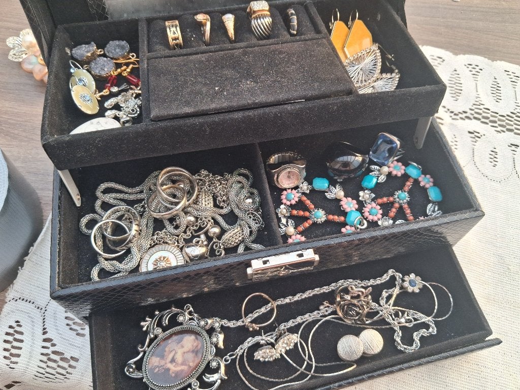 Lot vintage sieraden, Verzenden, Overige materialen, Met edelsteen