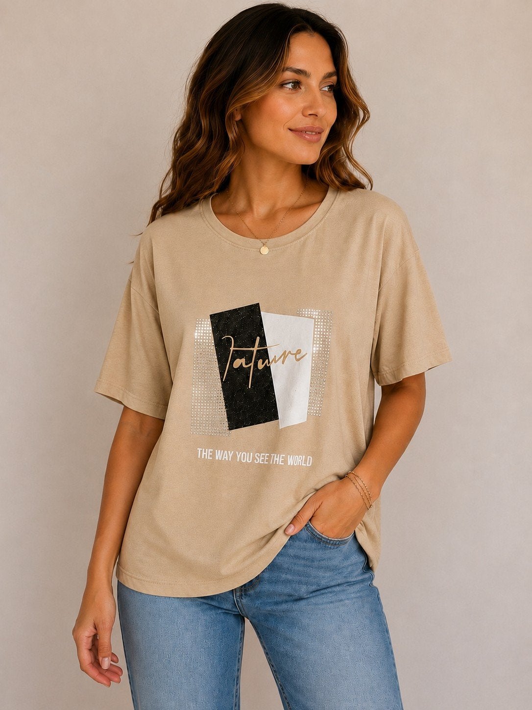 shirt Future maat Medium beige nieuw, Kleding | Dames, T-shirts, Maat 38/40 (M), Beige, Nieuw, Ophalen of Verzenden