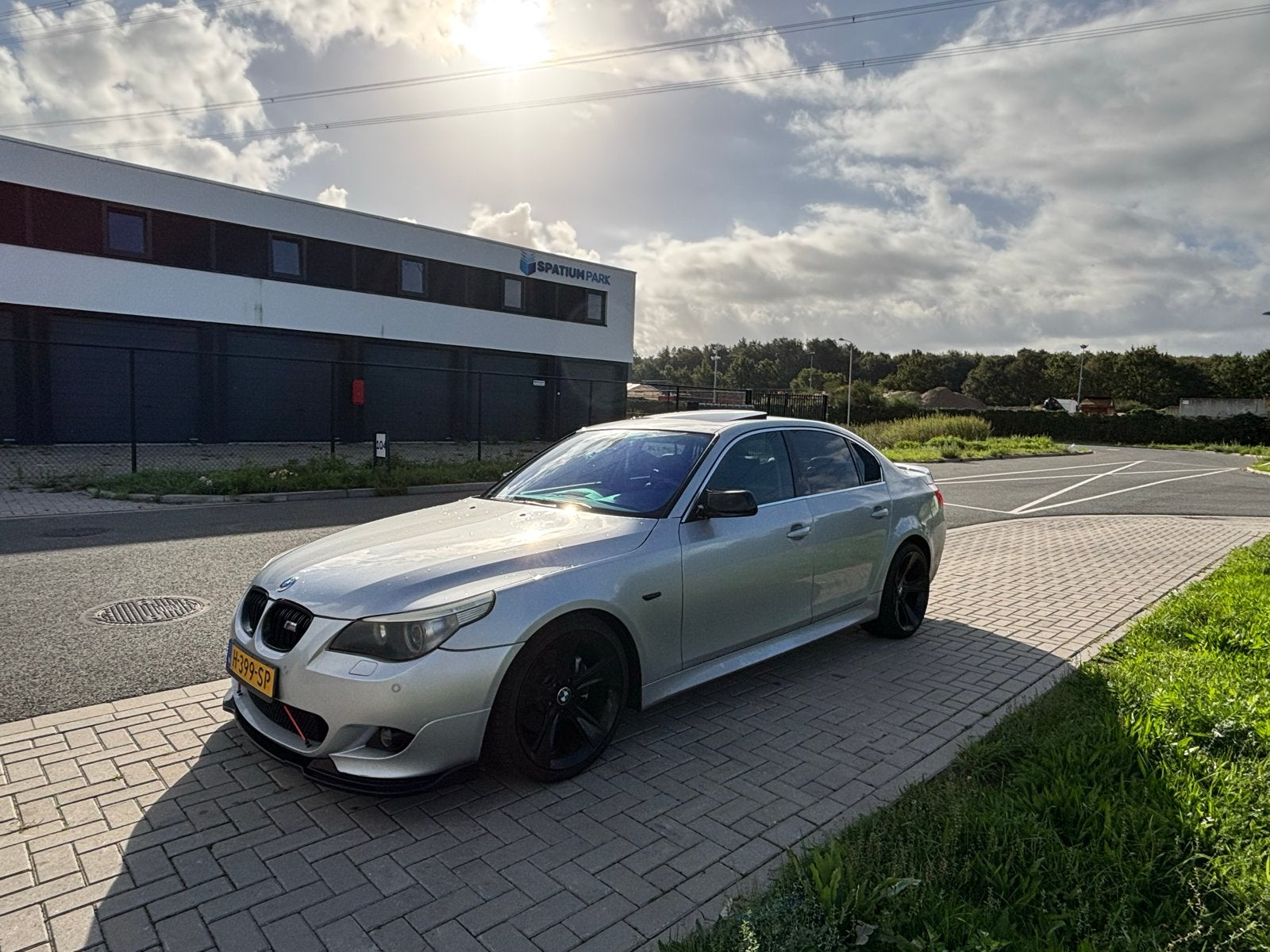 BMW 5-Serie E60 m Automaat | youngtimer | 520i, Achterwielaandrijving, Zwart, Particulier, 170 pk
