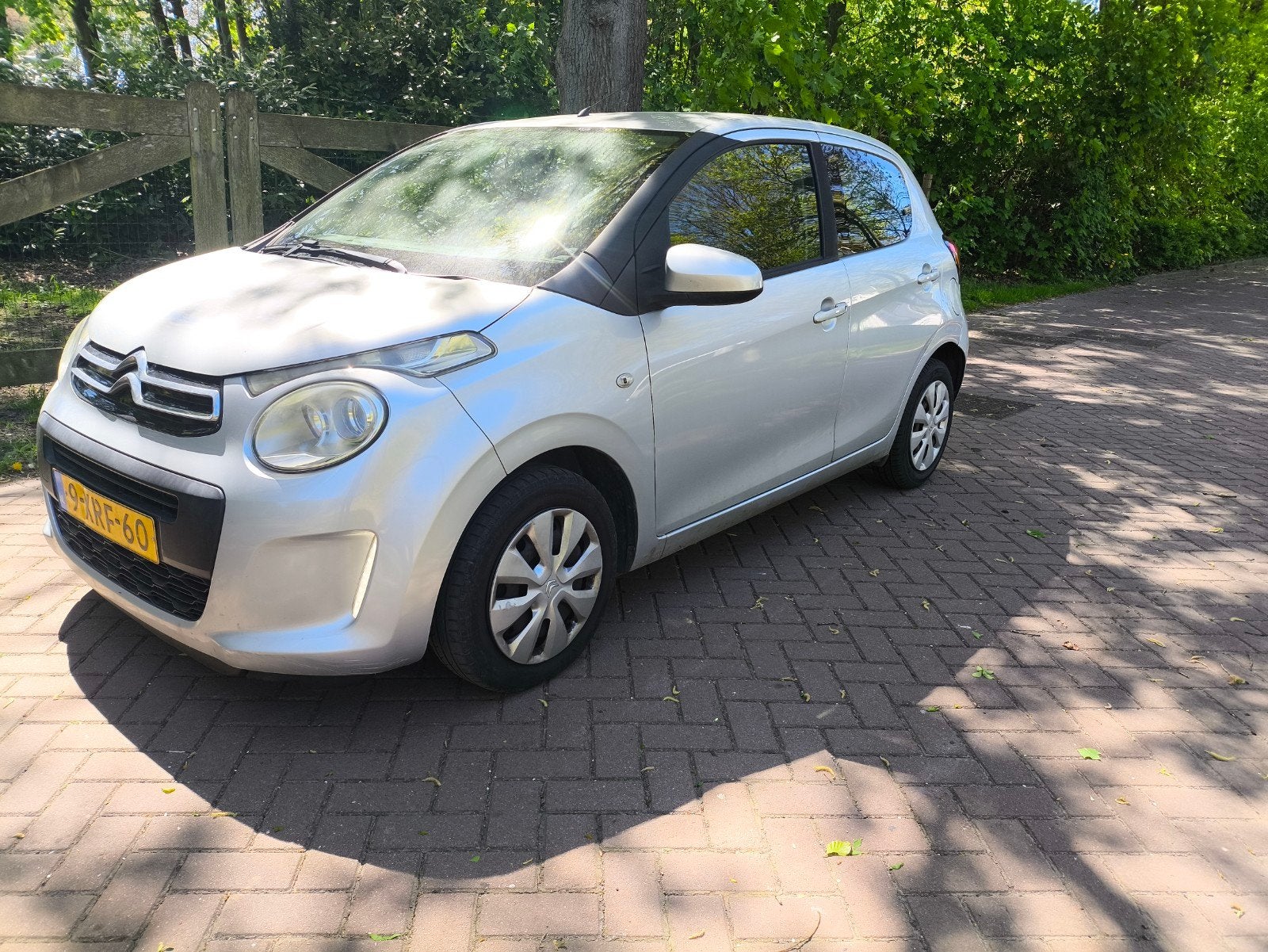 Citroën C1 1.0 5 DRS 2014 Airco, Cruise Control Grijs, Auto's, Voorwielaandrijving, Stof, Euro 6, 4 stoelen
