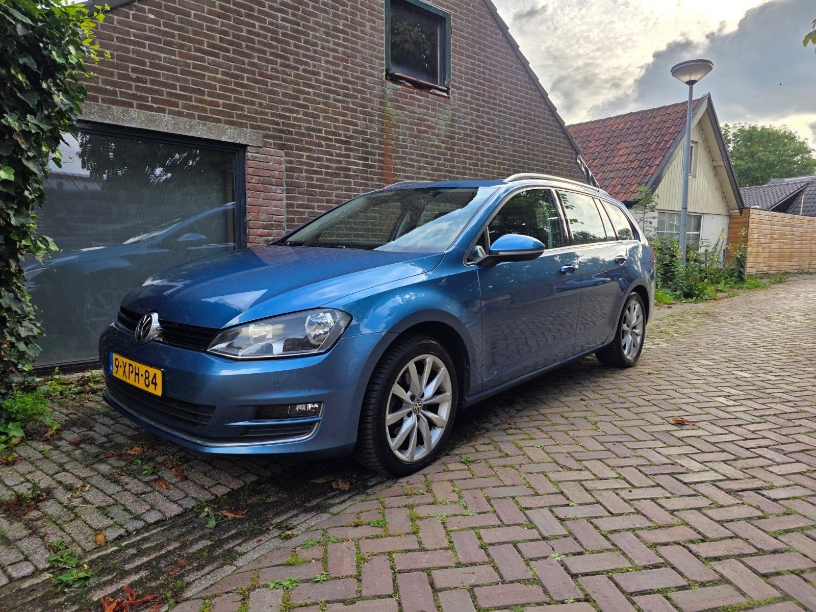 Volkswagen Golf 1.4 TSI 103KW Variant DSG 2014 Blauw, Auto's, 680 kg, 4 cilinders, Blauw, Origineel Nederlands