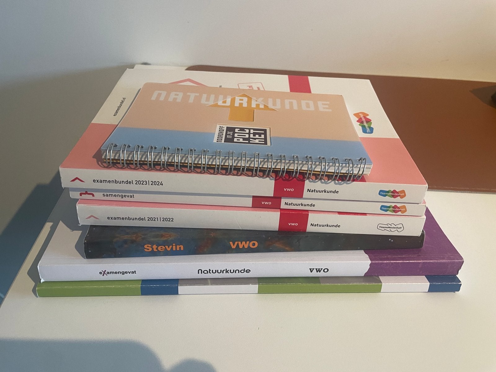Natuurkunde VWO Boekenpakket: Samengevat, Examenbundel, Stev, Boeken, Schoolboeken, Ophalen, Gelezen, VWO, Natuurkunde