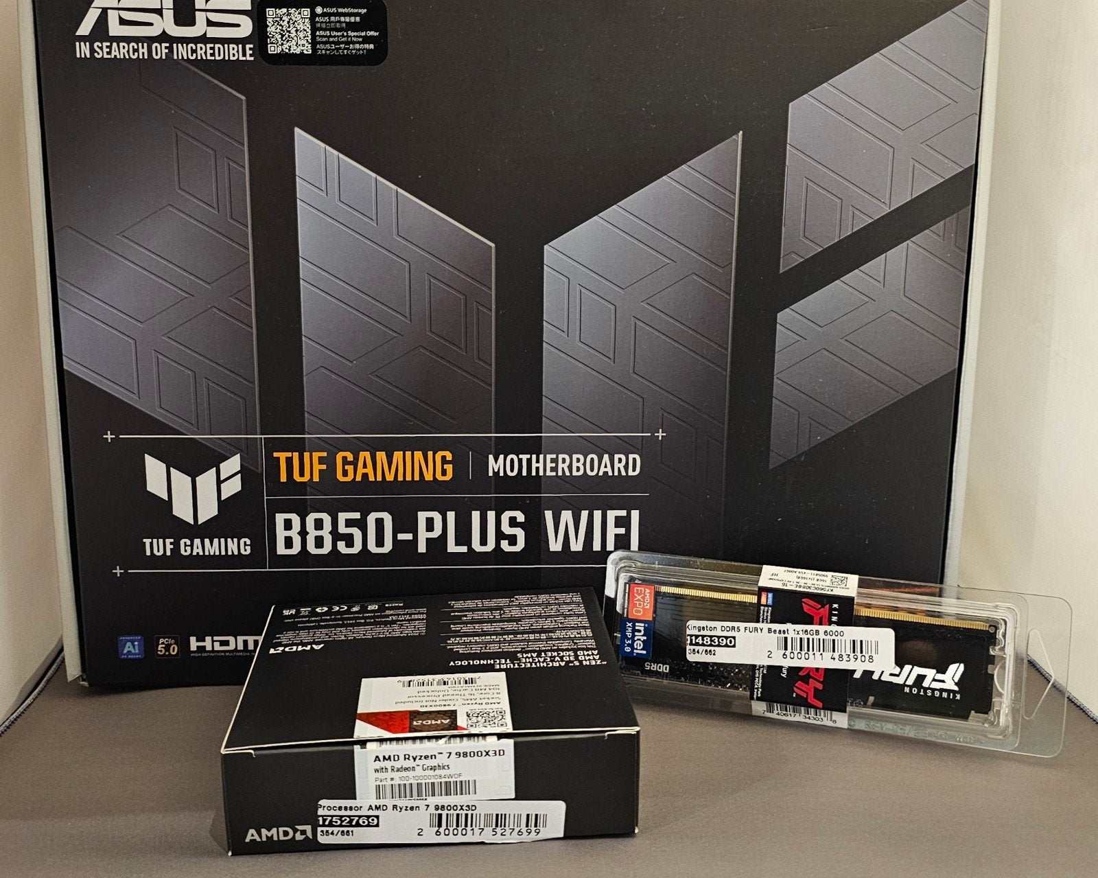 ASUS TUF Gaming B850-PLUS WiFi AMD Ryzen 7 9800x3d, Nieuw, Ophalen of Verzenden, ATX, DDR5