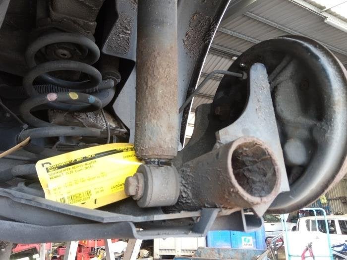 Schokdemper rechts-achter van een Renault Clio, Gebruikt, -, Renault, -