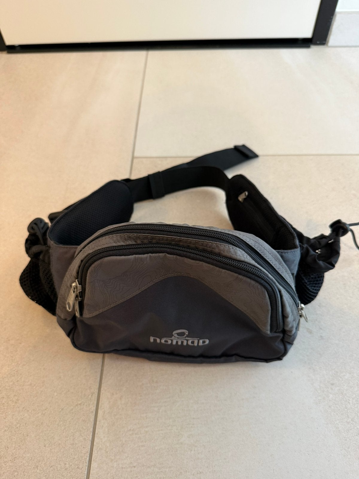 Nomad heup tas, Sport en Fitness, Bergsport en Wandelen, Ophalen of Verzenden, Zo goed als nieuw, Rugzak