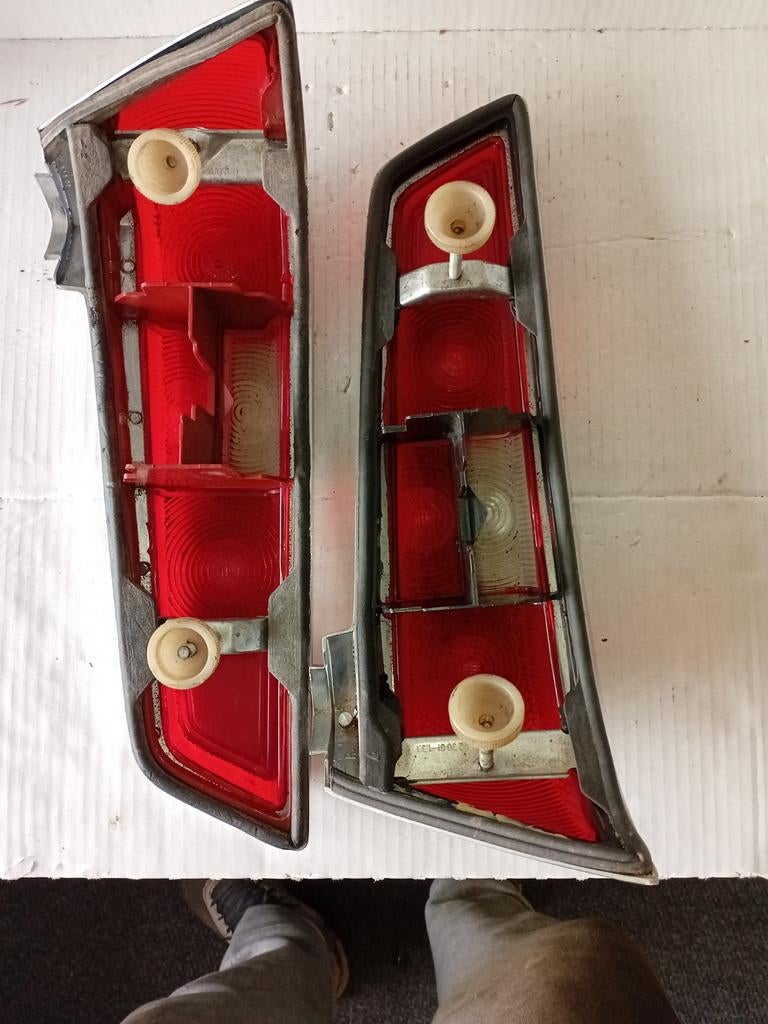 originele Mercedes w110 achterlichten achterlicht, Ophalen of Verzenden