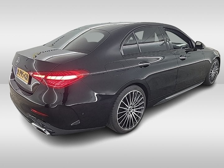 Mercedes-Benz C-Klasse 180 AMG Line 1e-Eig. & Dealer-Onderh, Auto's, Mercedes-Benz, 12 maanden, Leder en Stof, Zwart, Origineel Nederlands