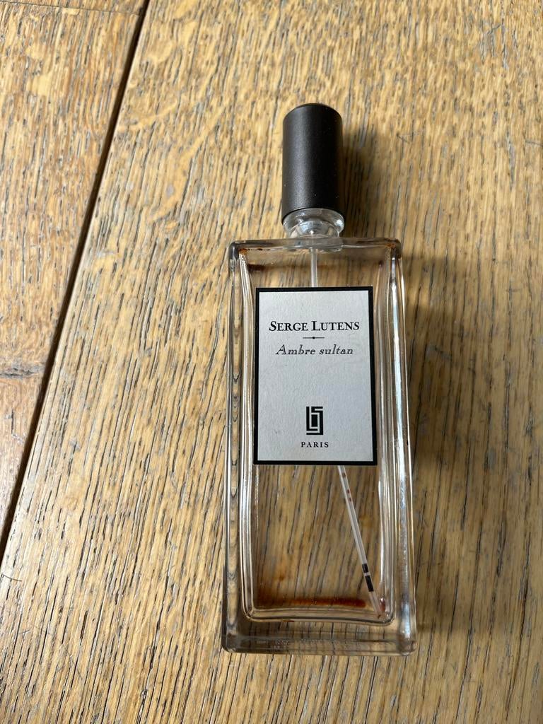 Lege Serge Lutens Ambre Sultan parfumfles 50ml, Sieraden, Tassen en Uiterlijk, Uiterlijk | Parfum, Ophalen of Verzenden, Gebruikt