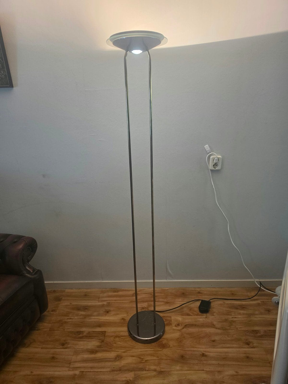 t.e.a.b. Moderne staande lamp met uplighter, Ophalen, Gebruikt, Overige fittingen, Glas