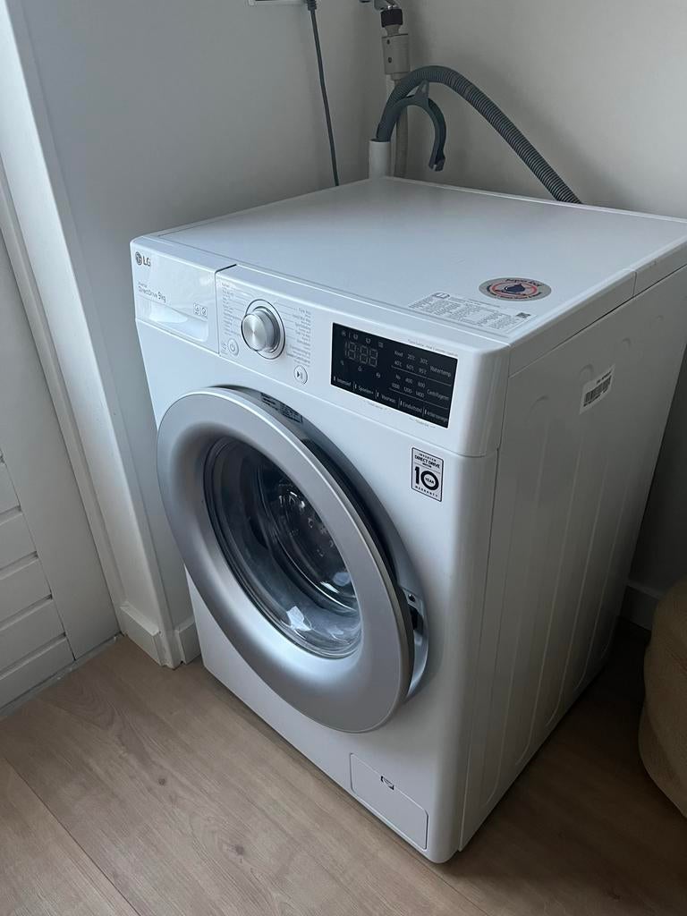 LG Wasmachine - in goede staat, Witgoed en Apparatuur, Wasmachines, Ophalen, 1200 tot 1600 toeren, 8 tot 10 kg, Zo goed als nieuw