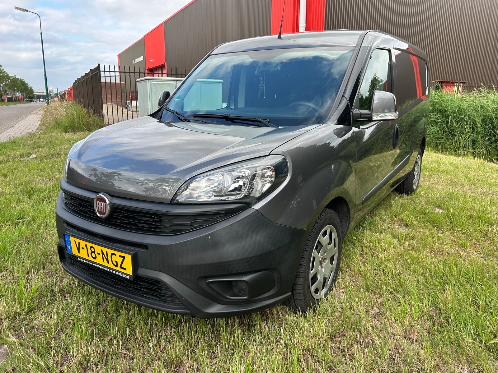 Fiat Doblo Cargo PLC 1.4 Fire 95pk L2 Maxi 2019, Auto's, Bestelauto's, Voorwielaandrijving, 14 km/l, Bedrijf, Handgeschakeld