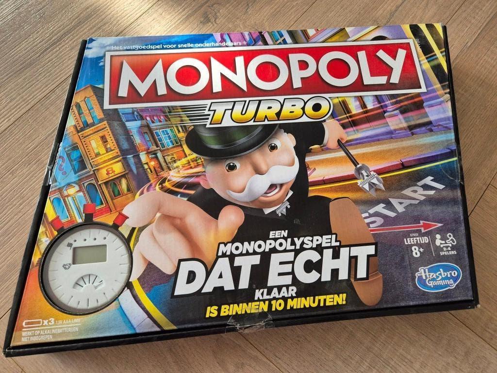 Monopoly Turbo, Hobby en Vrije tijd, Gezelschapsspellen | Bordspellen, Ophalen of Verzenden, Gebruikt