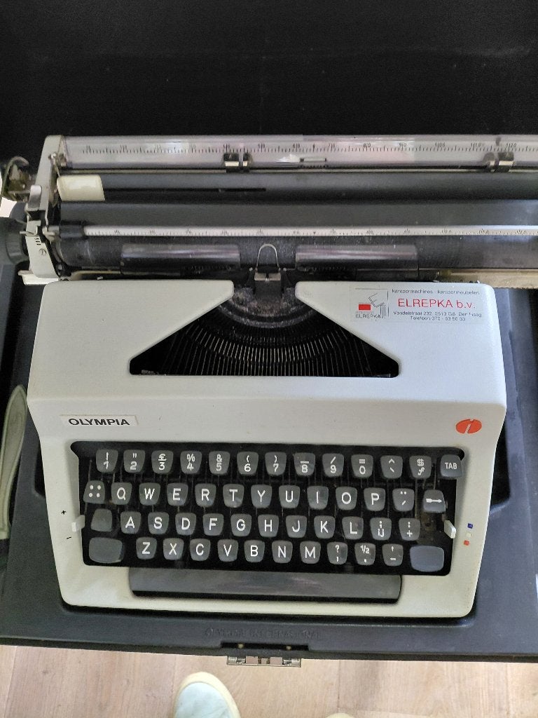 Typmachine, Olympia, Diversen, Ophalen, Gebruikt