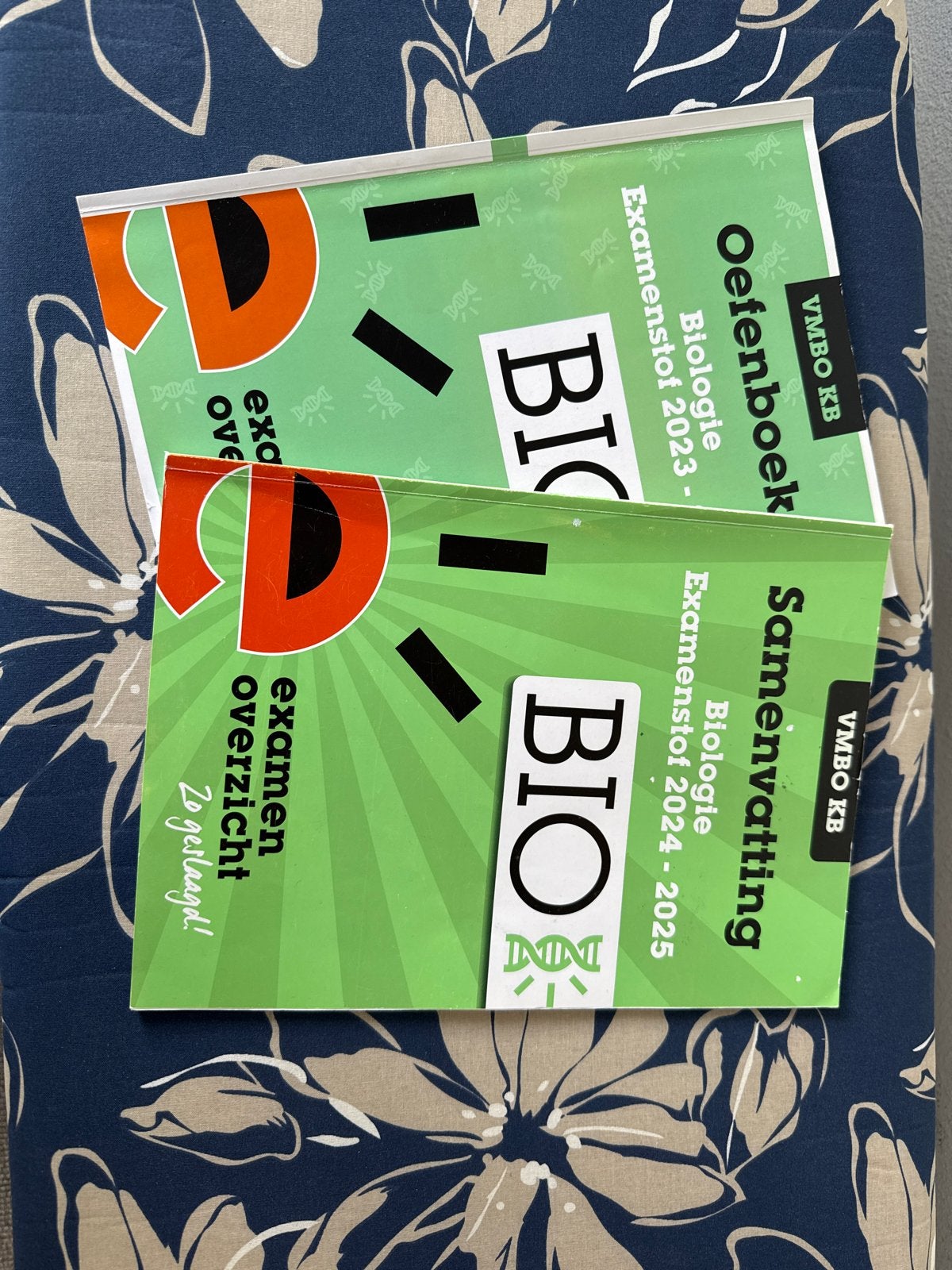 Biologie Examenbundel VMBO KB 2023 & Samenvatting 2024-2025, Ophalen of Verzenden, Gelezen, VMBO, Biologie