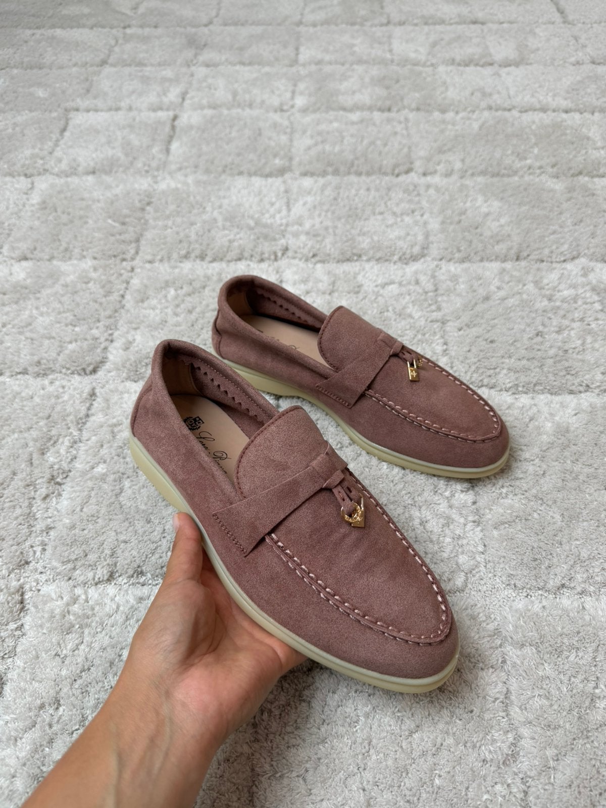 Loro piana loafers, Kleding | Dames, Ophalen of Verzenden, Zo goed als nieuw, Instappers