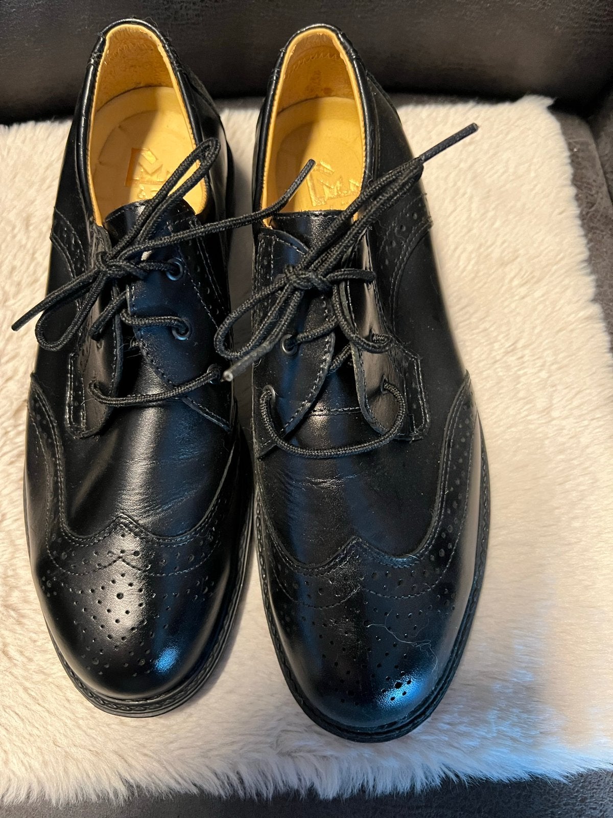 Nieuw! Nette zwarte werkschoenen met stalen neus- Maat 43, Kleding | Heren, Ophalen of Verzenden, Nieuw, Zwart, Veterschoenen