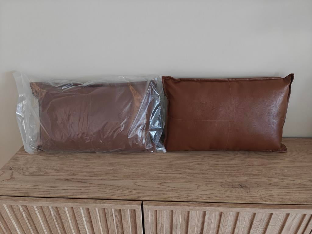 2 HOOMstyle sierkussens Cognac, 50x30cm, Ophalen, Nieuw, Vierkant