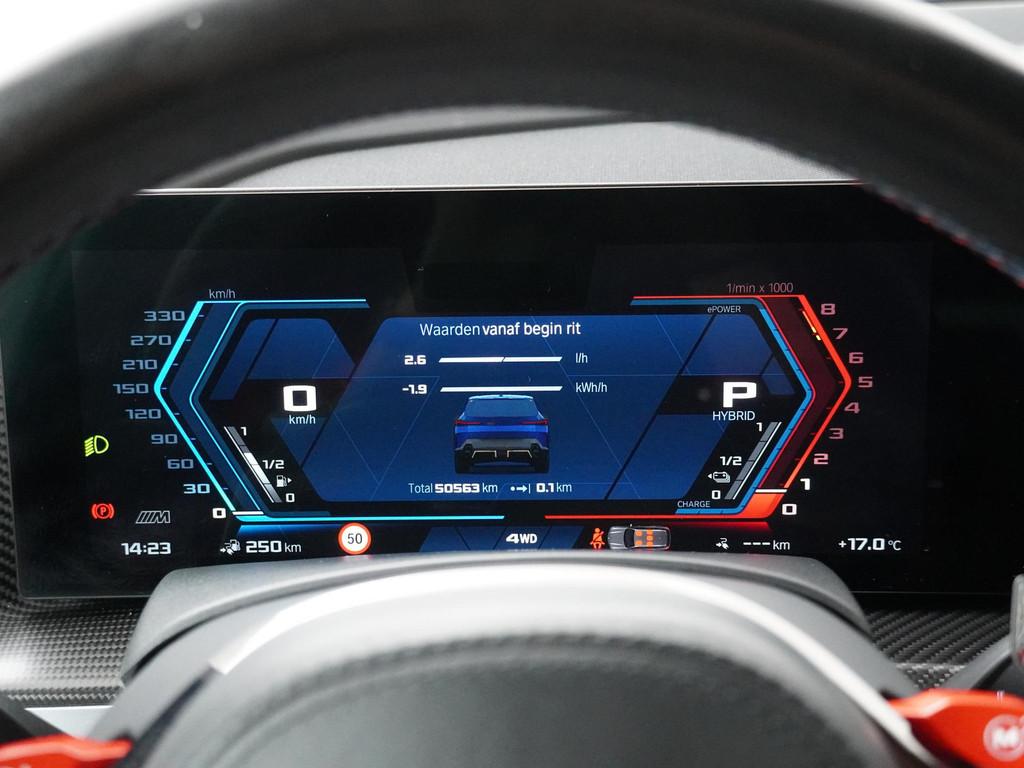 BMW XM PHEV 30 kWh | Driving Assistant Professional | Trekha, Auto's, BMW, Gebruikt, Bedrijf, Hybride Elektrisch/Benzine, 270 min