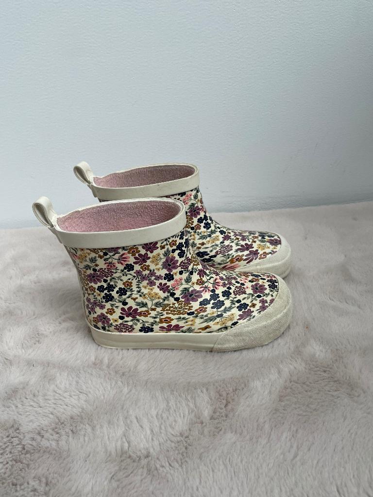 Regenlaarsjes h&m maat 23, Kinderen en Baby's, Kinderkleding | Schoenen en Sokken, Gebruikt, Jongen of Meisje, Ophalen of Verzenden